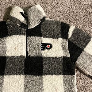Women's Black and White Checkered Fleece Pullover